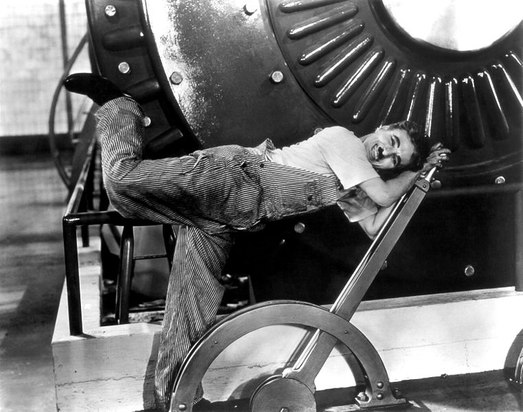 Charlie Chaplin dans le fim "Temps modernes"